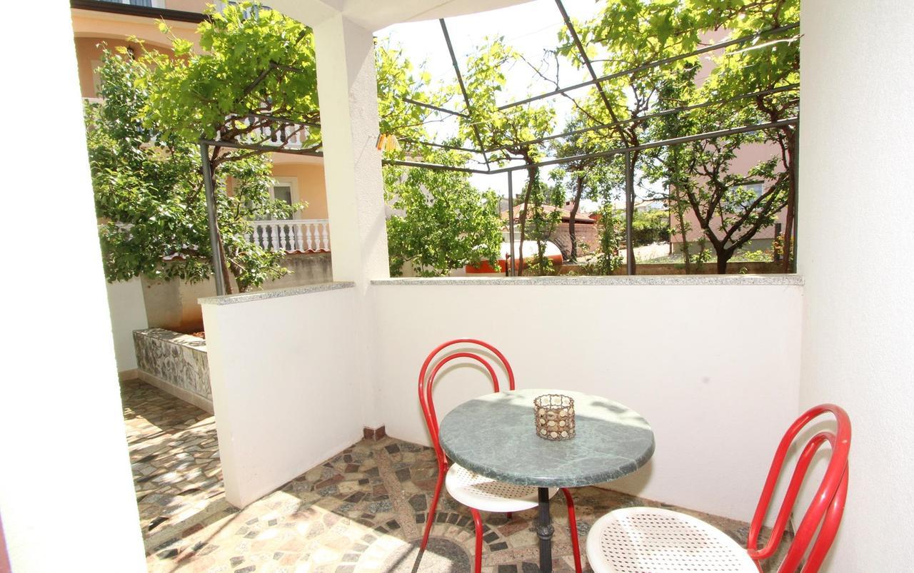 Apartments Villa Mara Ровинь Экстерьер фото